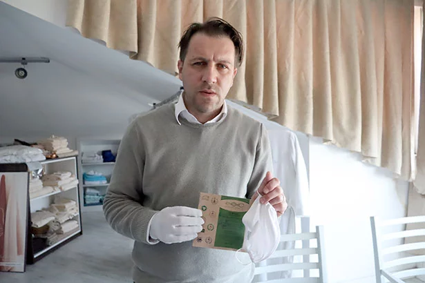 Le fabricant de textile Denizli a produit un masque «antibactérien» à haute protection